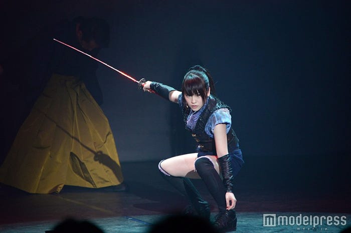 名シーンの再現/川栄李奈(C)モデルプレス