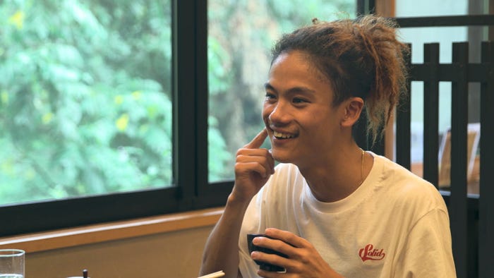 「マシュマロみたい」と優衣の話でまやと盛り上がる海斗「TERRACE HOUSE OPENING NEW DOORS」36th WEEK(C)フジテレビ/イースト・エンタテインメント