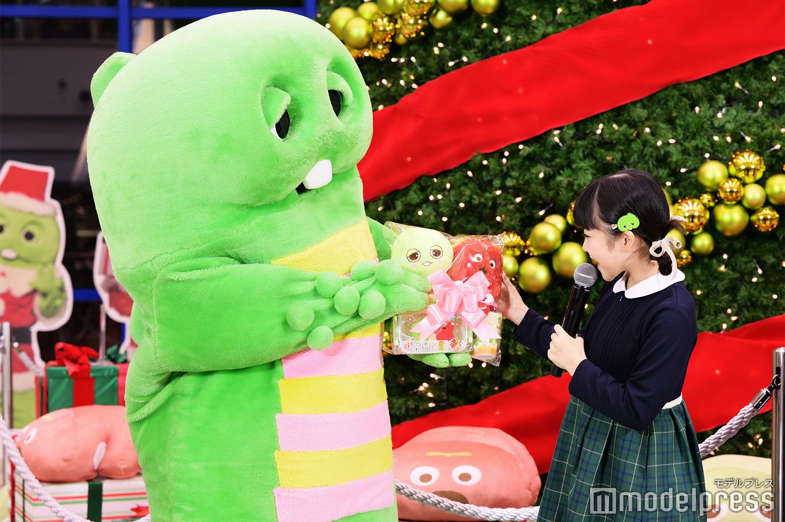 ガチャピン、永瀬ゆずな（C）モデルプレス