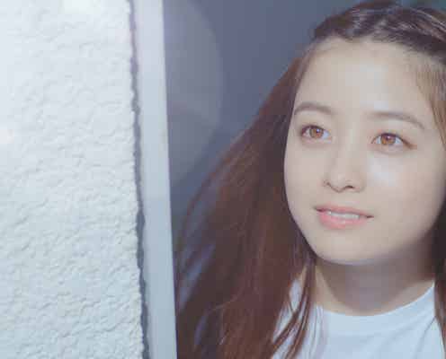 橋本環奈、夏のおでこ出しメイクを披露