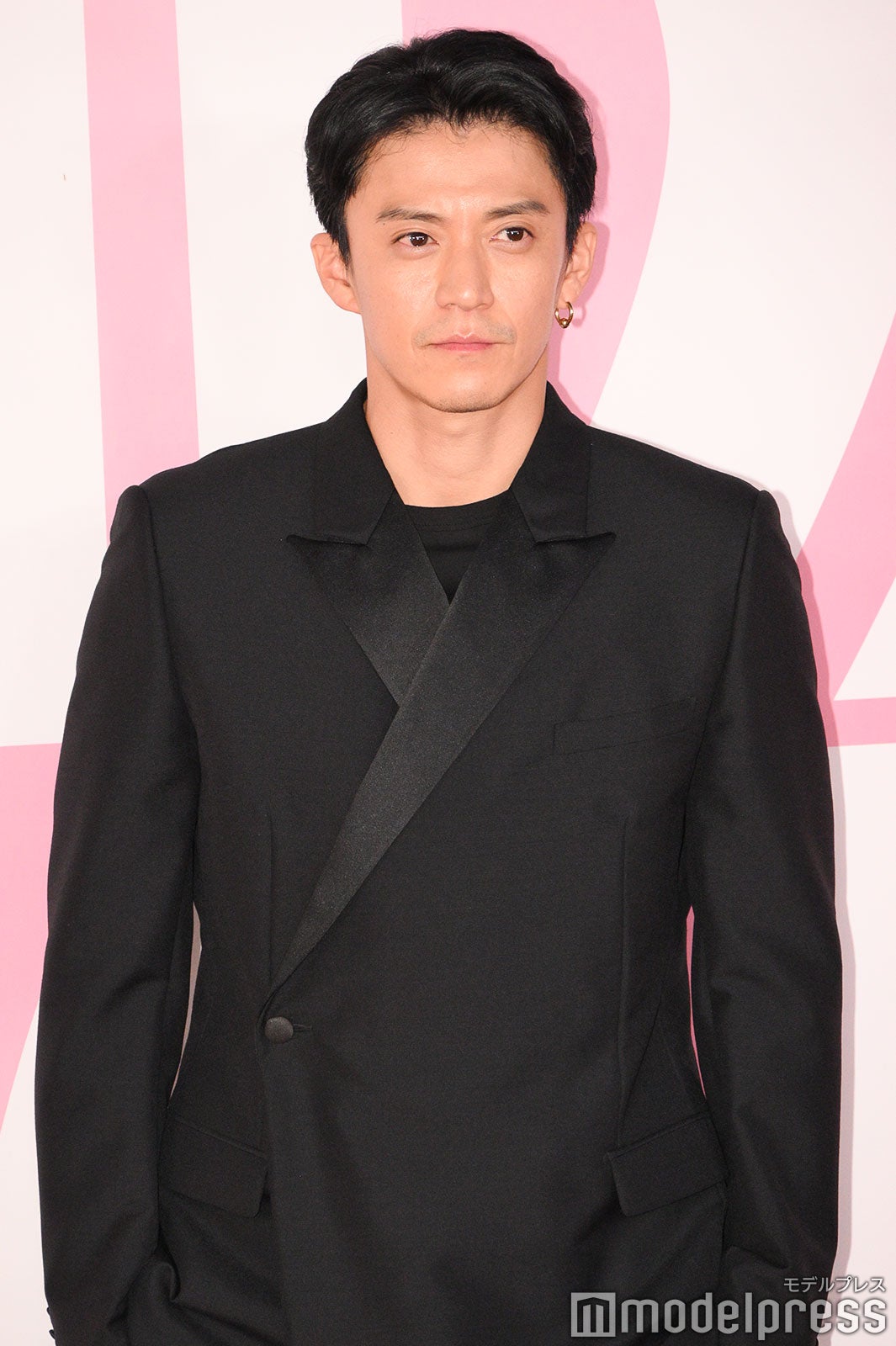 小栗旬（C）モデルプレス