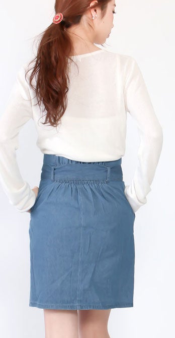 デニム前開きタイトスカート「salus」3,132円（税込）