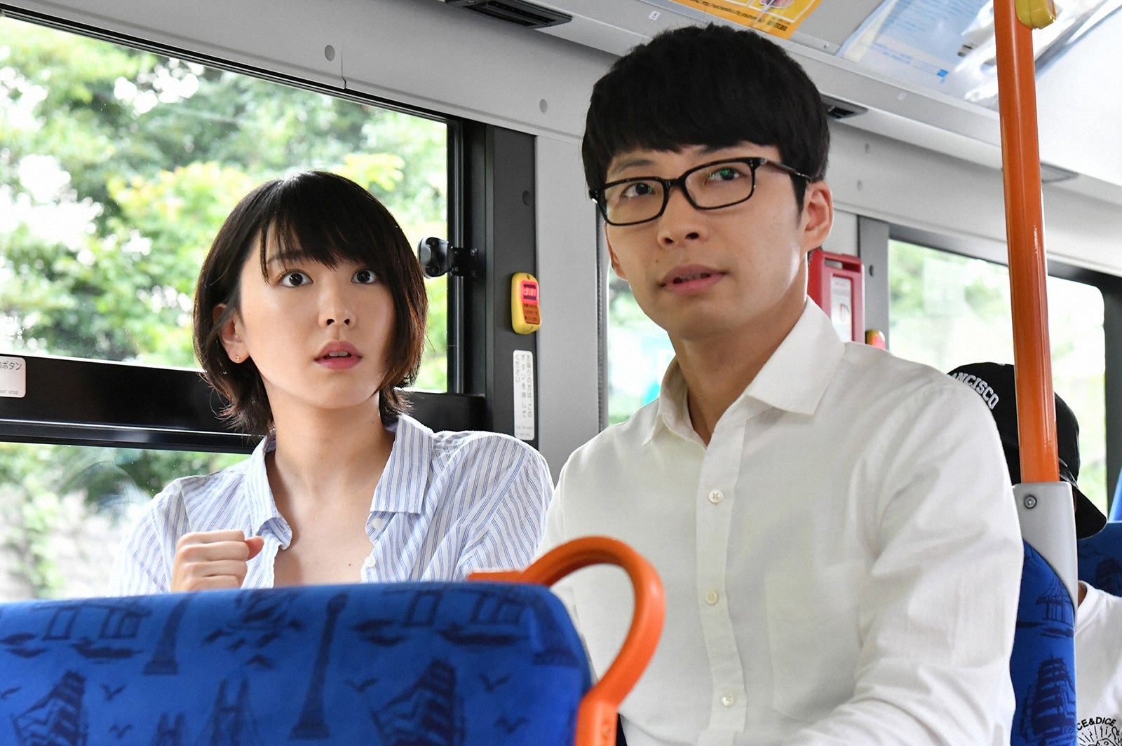 新垣結衣、星野源「逃げるは恥だが役に立つ」第1話・場面カット（C）TBS