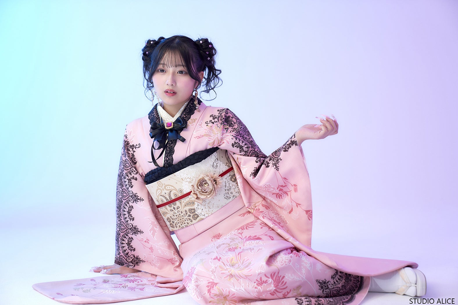 希空／新WebCM「“今、私が着たい振袖。” 希空×ふりホ 4LOOK」撮影オフショット（提供写真）