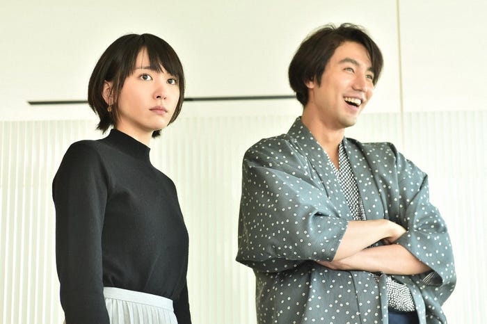 新垣結衣、小柳友「逃げるは恥だが役に立つ」第6話・場面カット(C)TBS