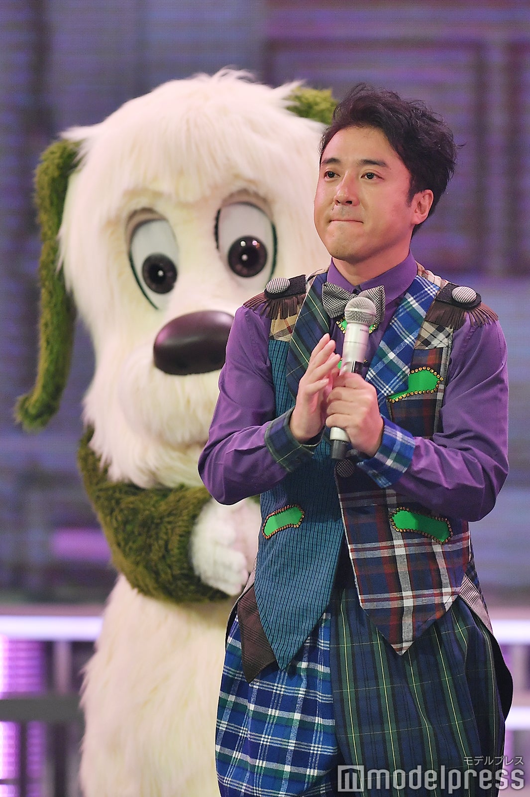 ワンワンとムロツヨシ （C）モデルプレス