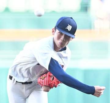 大分商が26年ぶり甲子園勝利！プロ注目右腕・平田玲翔登場で流れ一変 DH解除救援登板、150キロ超連発で圧巻火消しで逆転導く 監督も感嘆「1球で流れを。凄い選手だなと」