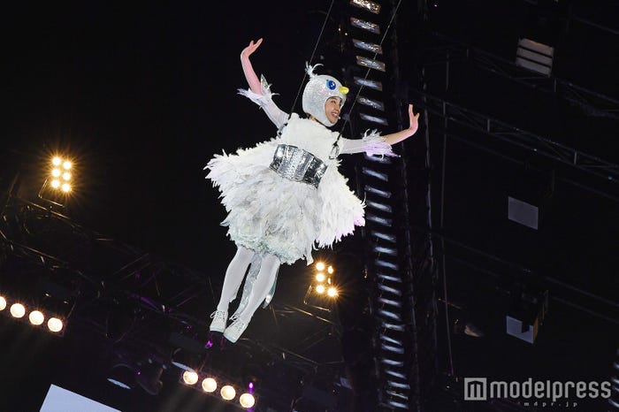 土屋太鳳フライング (C)モデルプレス