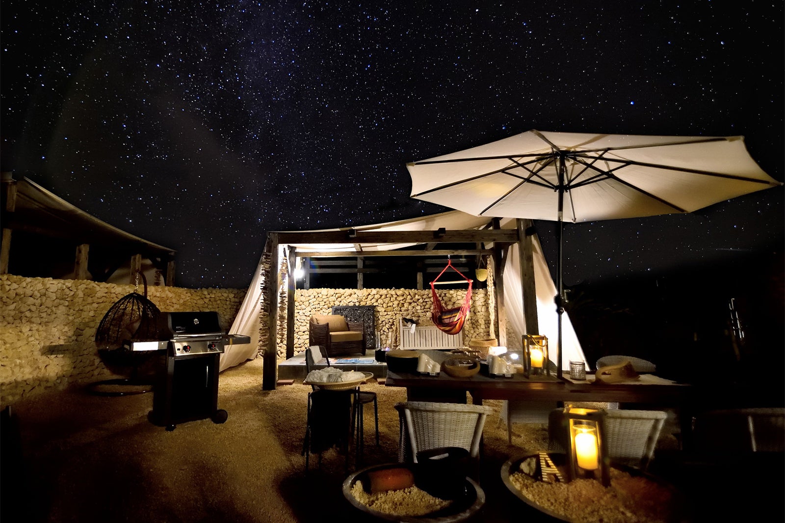 晴天時には満点の星空が見える／画像提供：Banc