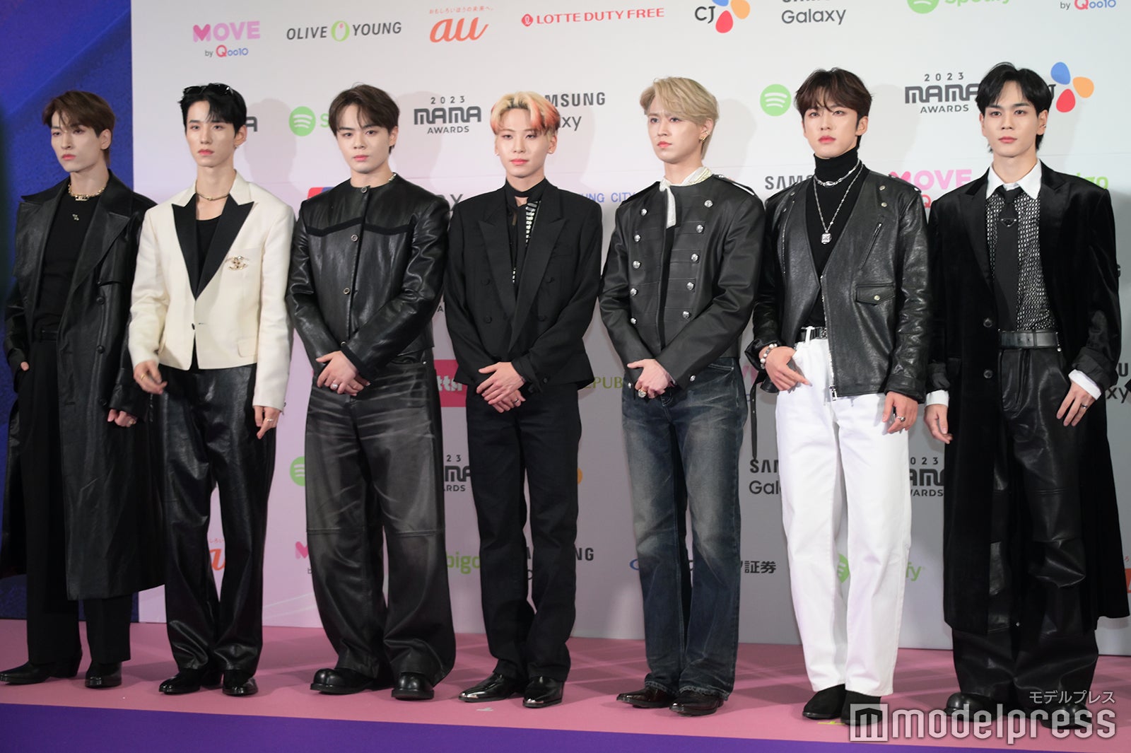 金城碧海、佐藤景瑚、鶴房汐恩、川尻蓮、白岩瑠姫、河野純喜、豆原一成（C）モデルプレス