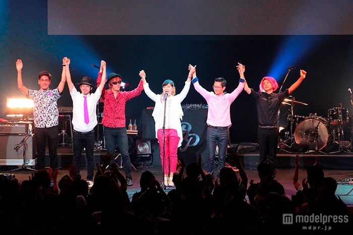 Bonnie Pink 結婚を発表 デビュー周年ライブで生報告 モデルプレス Bonnie Pink 結婚を発表 デビュー周年ライブで生報告 モデルプレス