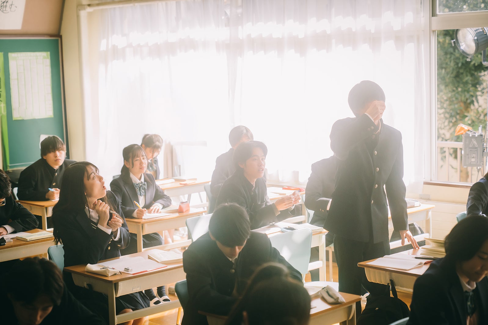 実写ドラマ「霧尾ファンクラブ」“演じるのは誰？”と話題・霧尾くんの場面写真公開