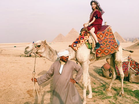 ラクダ乗り体験／画像提供：所属事務所