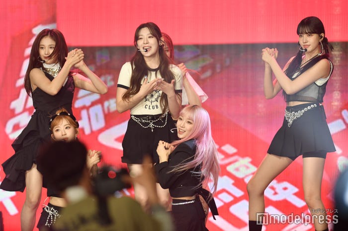 STAYC(C)モデルプレス