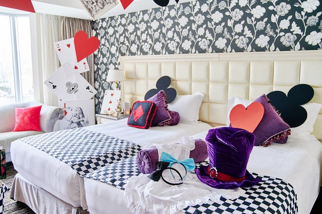 ALlCE’s Wonder ROOM ～アリスが招くティーパーティー～／画像提供：ベストホスピタリティーネットワーク