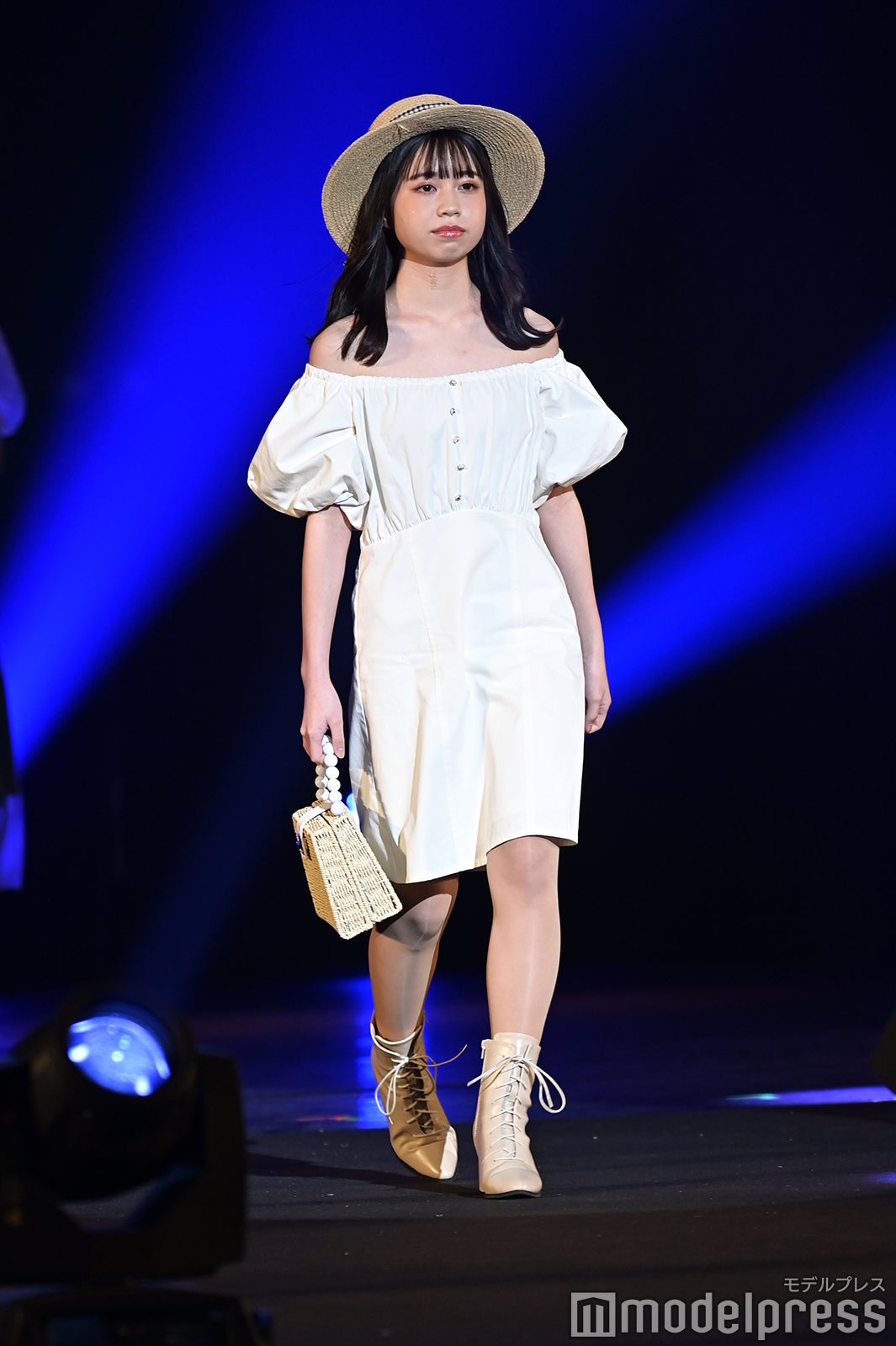 （C）モデルプレス