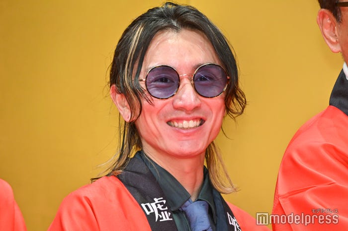 来年の運勢占いが凶で竹馬購入を目論む安田章大 (C)モデルプレス