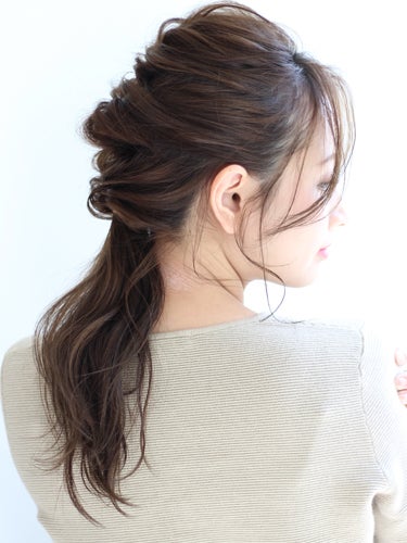 前髪なし ロングはヘアアレンジが自由自在 大人の なりたい が叶うスタイル集 モデルプレス