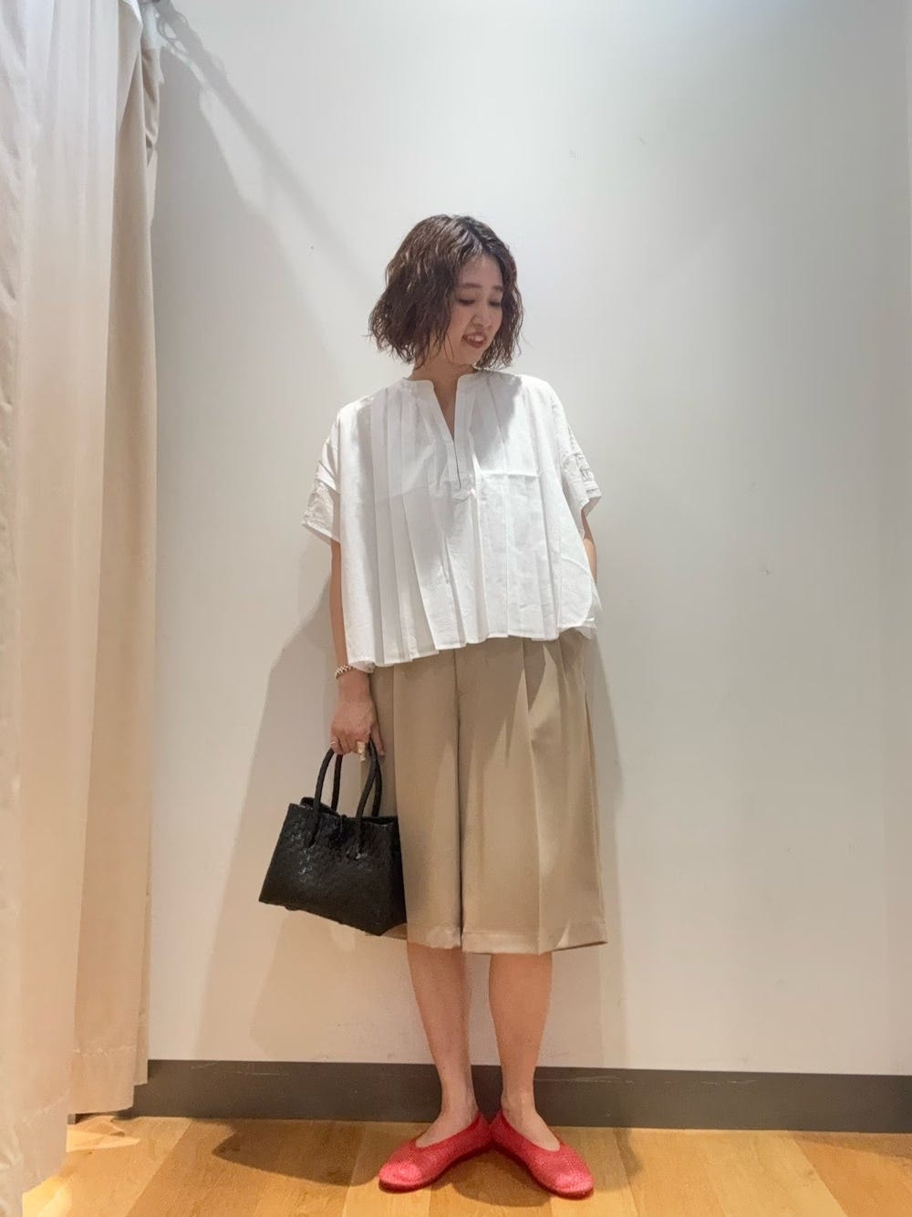 【OKコーデ】ふくらはぎを出すと涼しく過ごせます 出典:WEAR