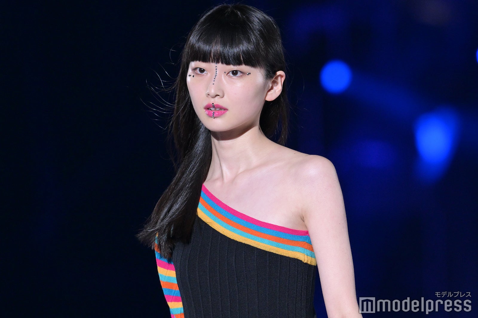 （C）モデルプレス