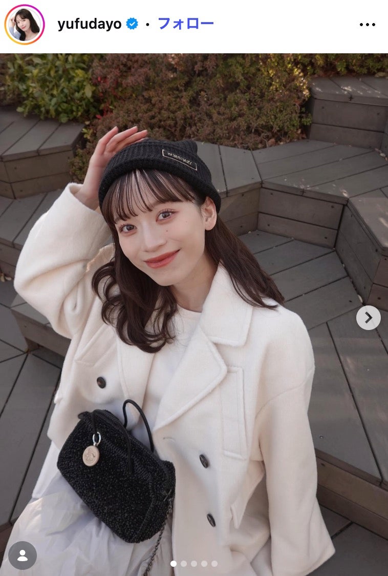 サッカー日本代表・上田綺世選手の美人妻、妊婦用デニムでマタニティコーデ「着こなしが素敵すぎる」「さすが」と反響