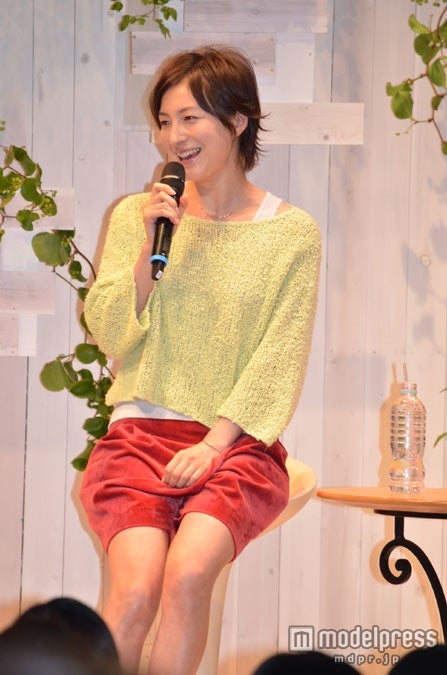 ヘルシーな美脚に30代女子もうっとり。