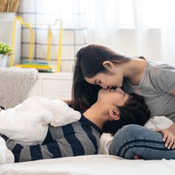 もう一回いいかな…♡彼がドキドキしちゃう「女性とのキス」って?