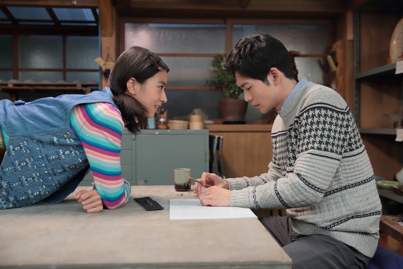 黒島結菜、松下洸平（C）NHK