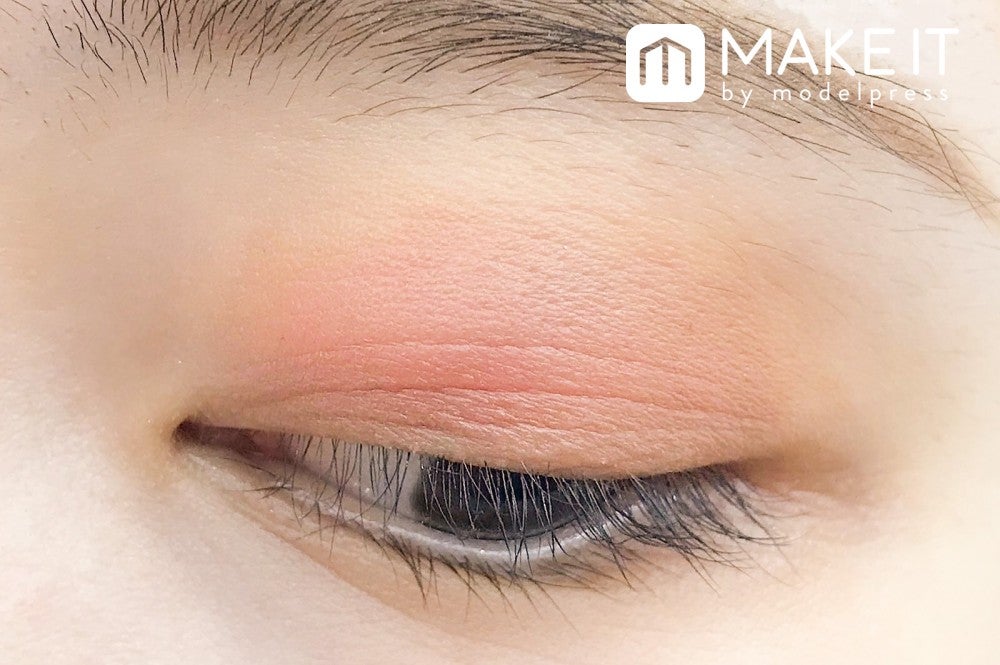 LUNASOL／グラムウィンク フロスト／02 使用 (C)メイクイット