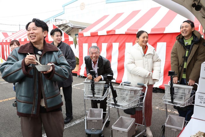 有吉弘行、吉村崇、柳葉敏郎、みちょぱ、田中卓志(C)フジテレビ