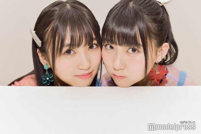 この双子感は奇跡!/矢吹奈子&田中美久 (C)モデルプレス