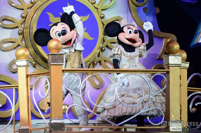 「ディズニー・オン・アイス」ミッキー&ミニー(写真2014年公演のもの)