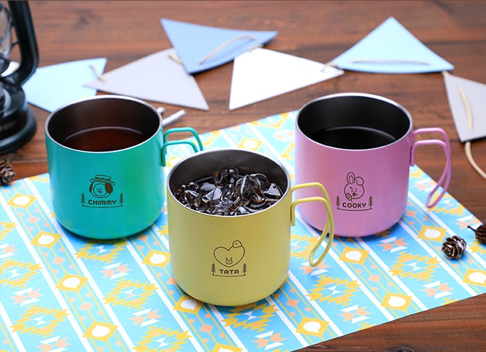 コーヒー(アイス/ホット)、紅茶(アイス/ホット)税込550円(C)BT21
