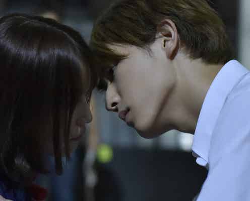中村ゆりか&杉野遥亮がキス?制服姿で超接近<花にけだもの>