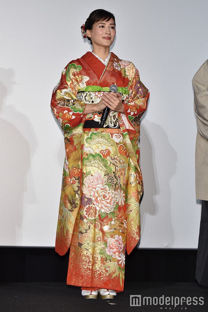 綾瀬はるか(C)モデルプレス