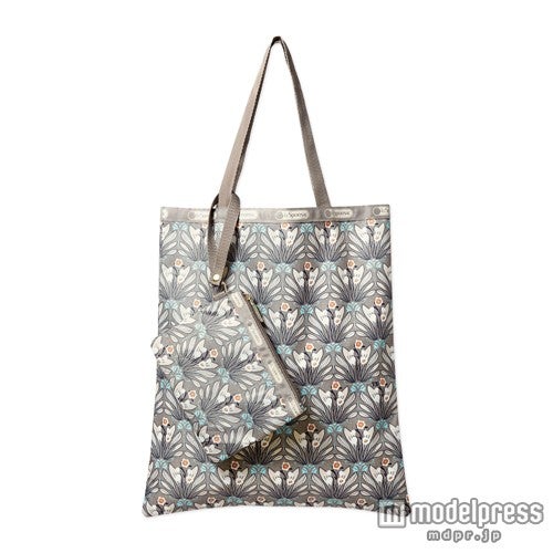 特別付録「LeSportsac　風間ゆみえコラボ 旅するスーベニアケース」／画像提供：宝島社