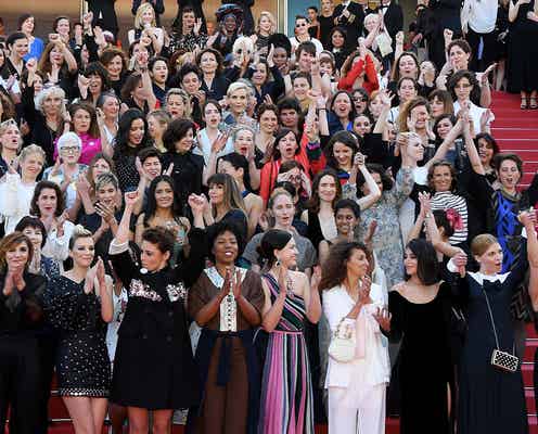 カンヌ、レッドカーペットに“女性82人”集結 ケイト・ブランシェットら「男女格差撤廃」訴える<第71回カンヌ国際映画祭>