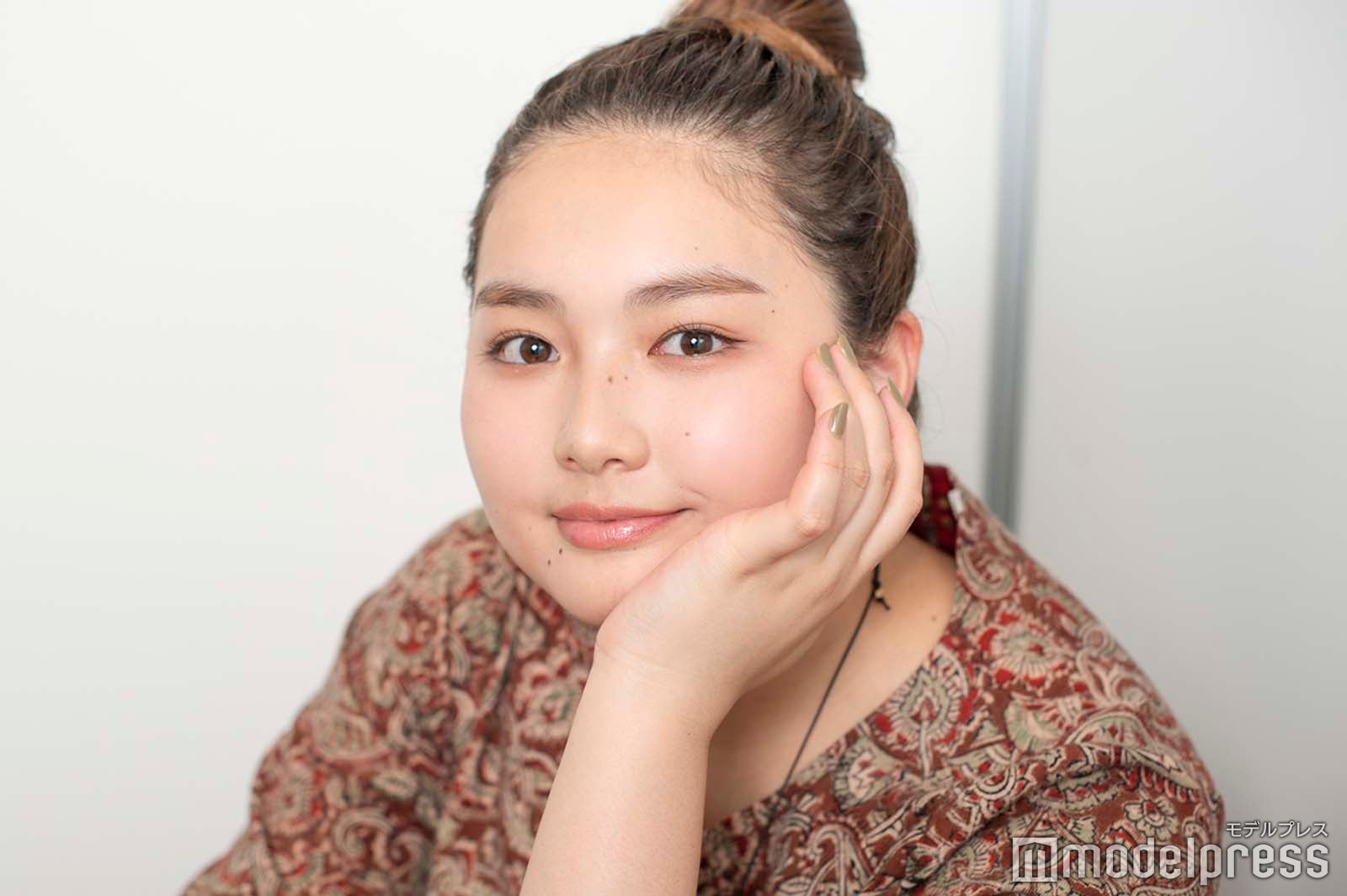 「明日カノ」萌役・箭内夢菜、高野洸とのキスシーン・初めてのタバコ…撮影当時の心境＆裏話告白「泣くシーンよりも緊張した」