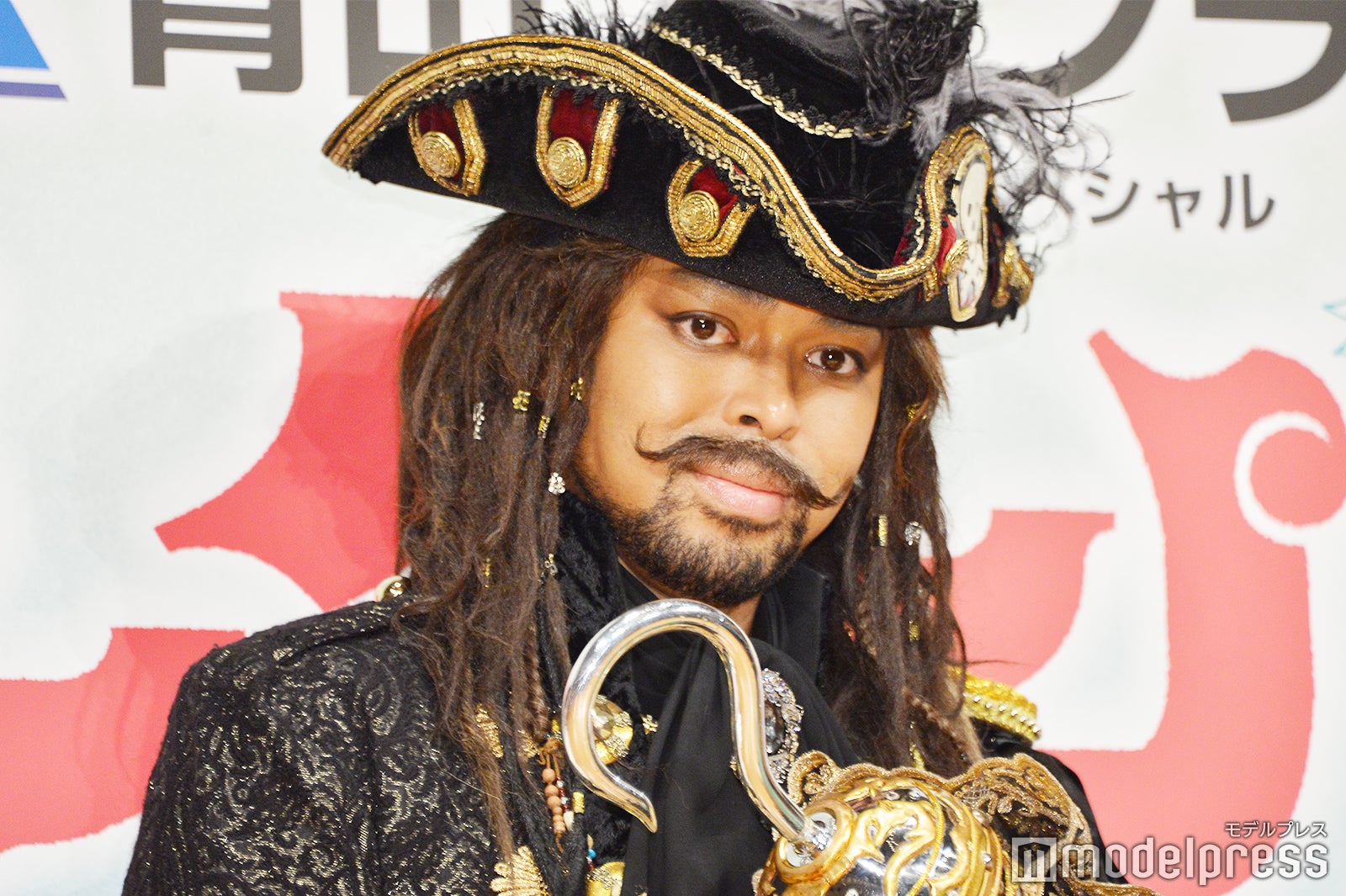 EXILE NESMITH、フック船長役にTAKAHIRO「ティンカーベルじゃないんだ」＜ピーターパン＞