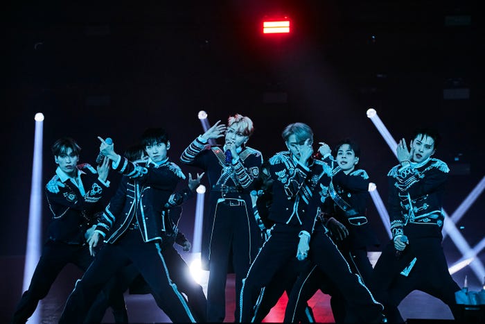 JO1(C)LAPONE Entertainment