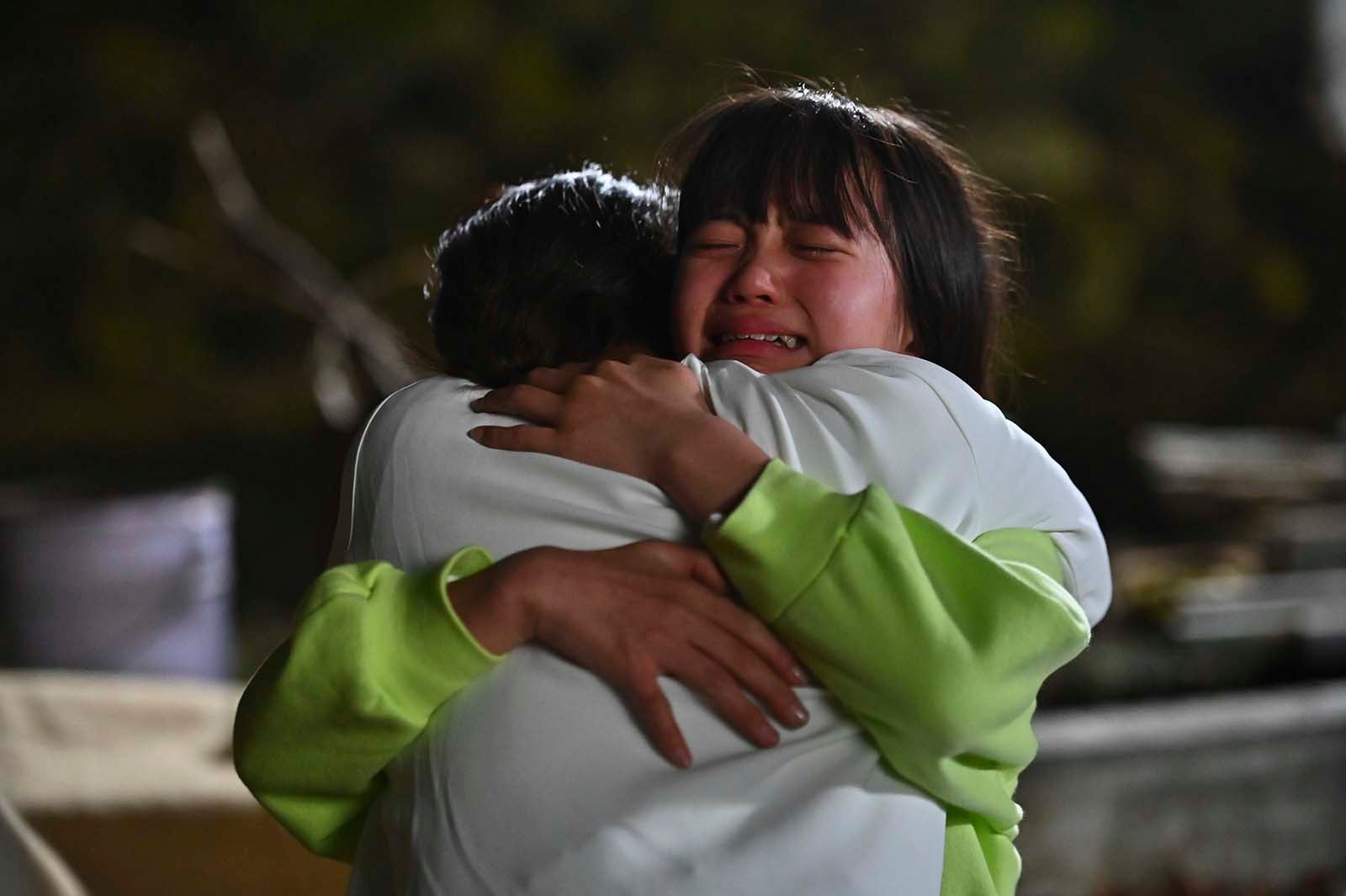 二宮和也、多部未華子、大島美優／「マイファミリー」第3話より（C）TBS