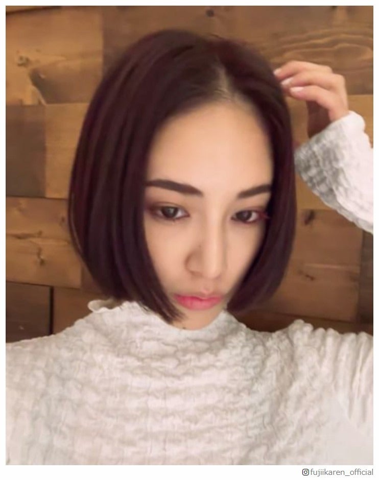 藤井夏恋、3年振り髪色チェンジ「めちゃくちゃ可愛い」「メイクと合ってて似合ってる」の声