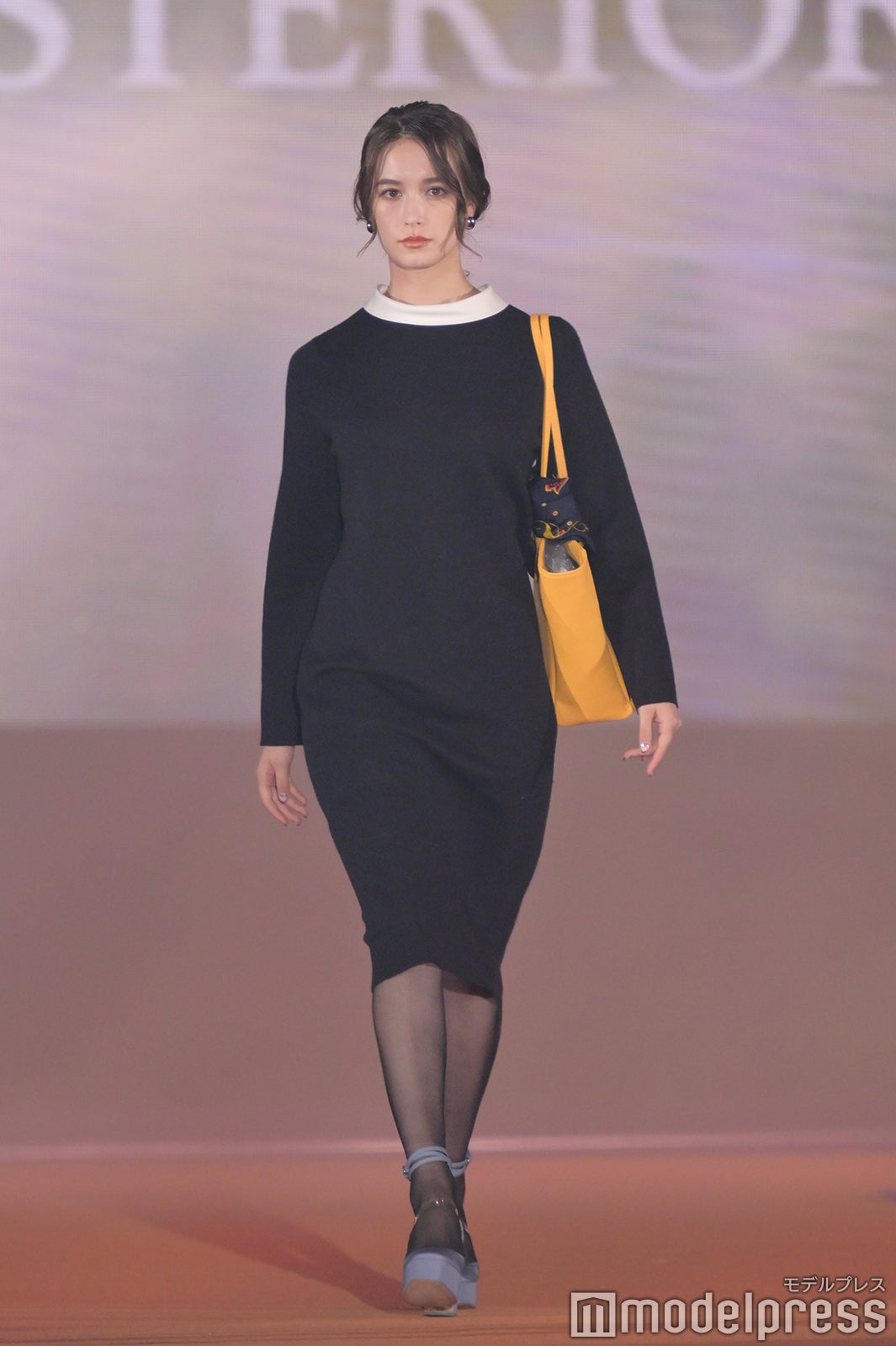 （C）モデルプレス