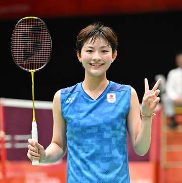 バドミントン女子団体 日本が4強入りで4大会連続メダル確定！インドを3-1撃破 山口茜がエース対決制し、宮崎が圧巻ストレート勝ち、最後は奥原が決めた！23日準決は韓国と激突【アジア大会】