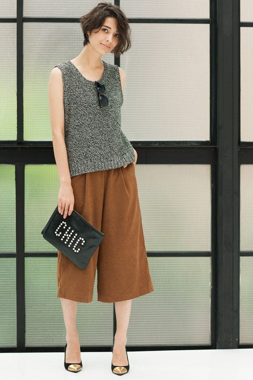 フェイクスウェードガウチョパンツ「STYLEST」3,600円(税別)/画像提供:STYLEST