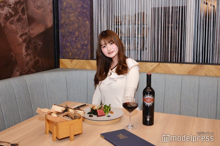 ヘスティア銀座/モデル:渡邉歩咲(C)モデルプレス