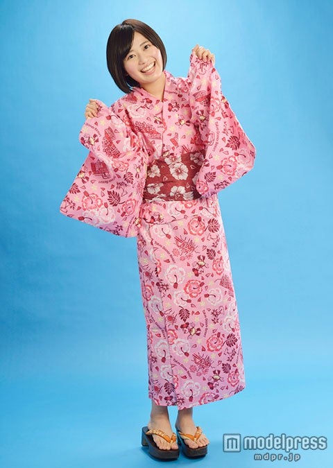 ゆかた（セパレートタイプ、100～120cm・S，M，L）￥5600～（サイズによって価格は異なる）（C）Disney