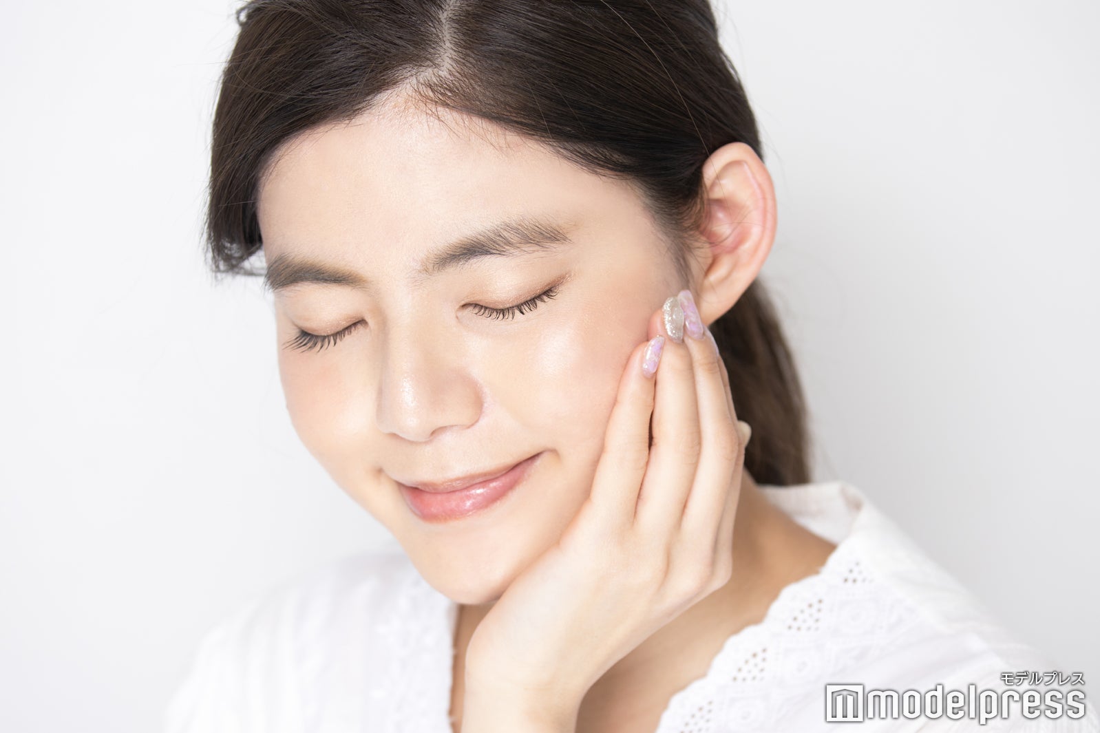 ミルク状の柔らかいテクスチャーが心地いい（C）モデルプレス