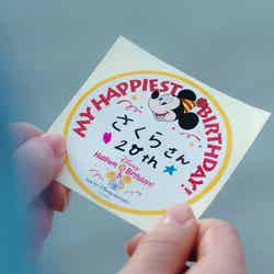 遠藤さくら／新CM「東京ディズニーシー20周年記念カード」篇より（C）Disney