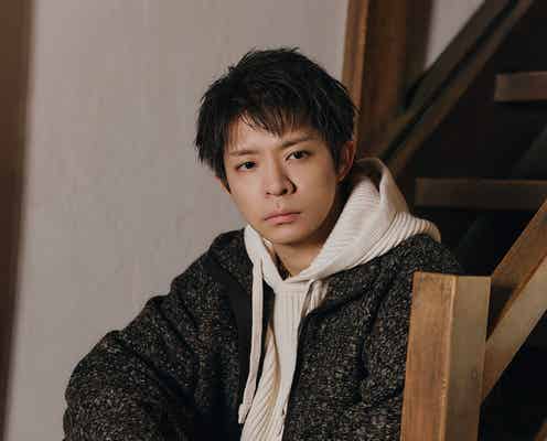 Number_i岸優太、ジャケット着こなし京都で大人旅「バナナ・リパブリック」新ムービー公開